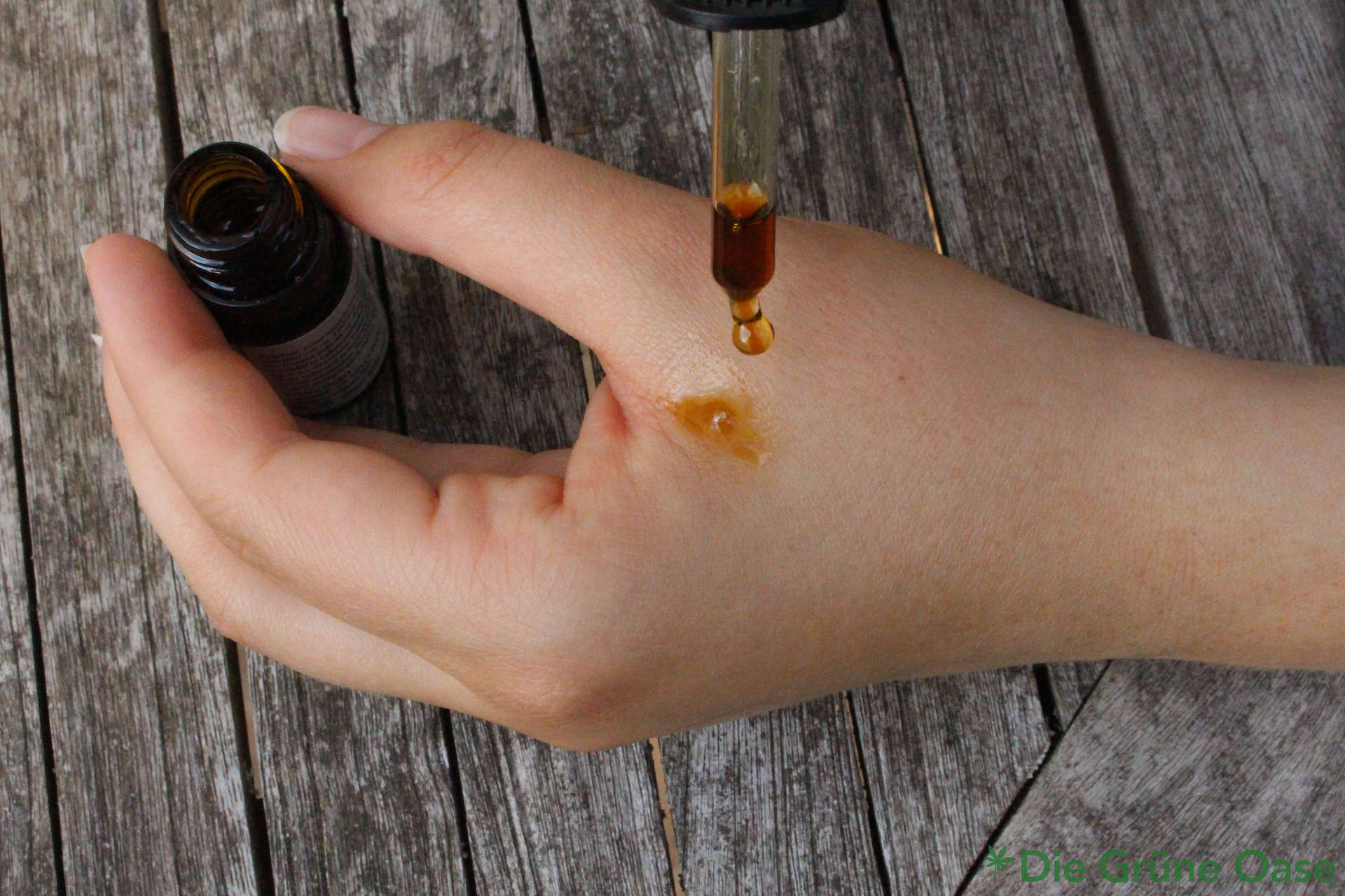 Neurogold 10% CBD Öl Farbe